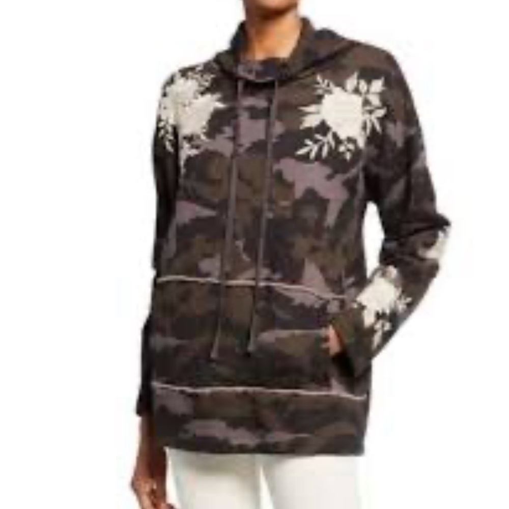 NWT Johnny Was Santal mock TurtleNeck embroidered Sweatshirt Camo